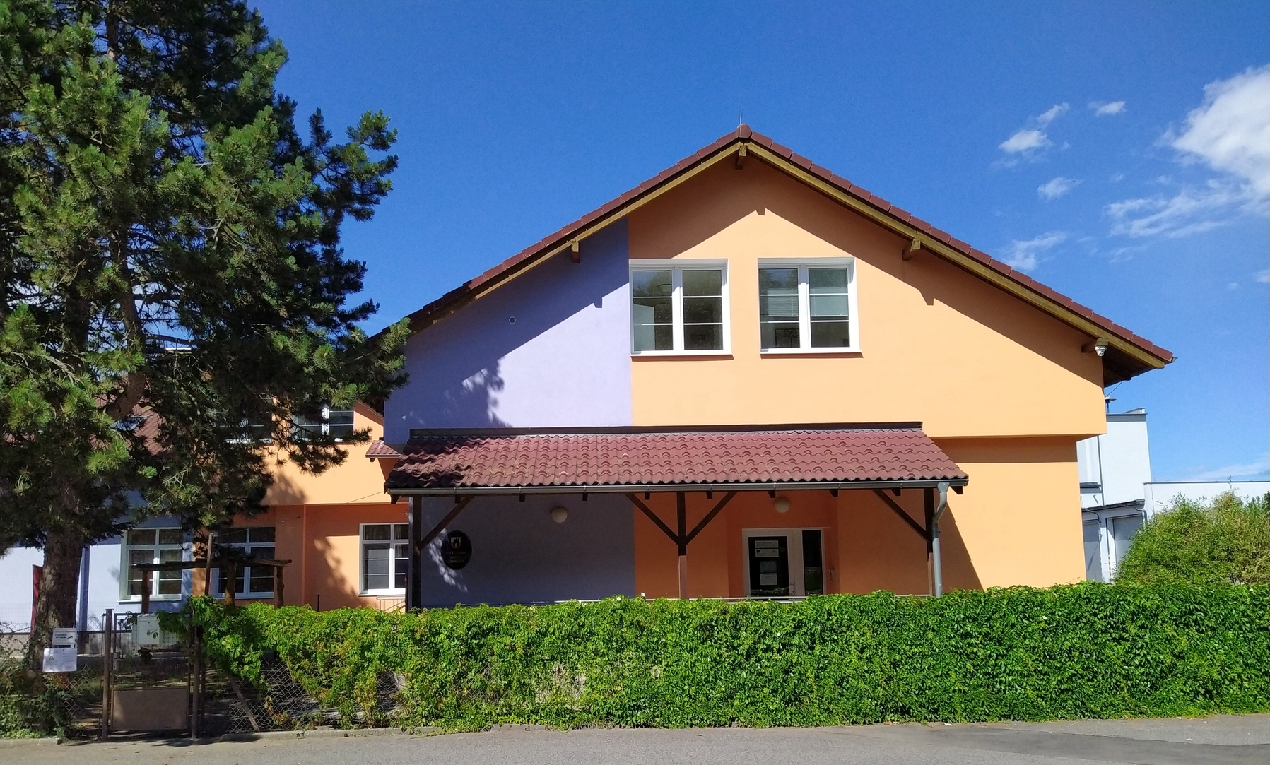 Menší fotografie budovy Mateřské školy Drmoul